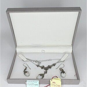 SS Marcasite Necklace/Earrings Set Mother Of Pearl Silver Victoria Crowne & Co